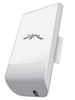 Le point d'accès UniFi® ac LR Ubiquiti s'utilise aussi bien en extérieur qu'en intérieur. Vitesse de connexion 150 Mbps ✔️