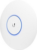 Le point d'accès UniFi® ac LR Ubiquiti s'utilise en intérieur. Vitesse de connexion entre 450 Mbps et 900 Mbps ✔️